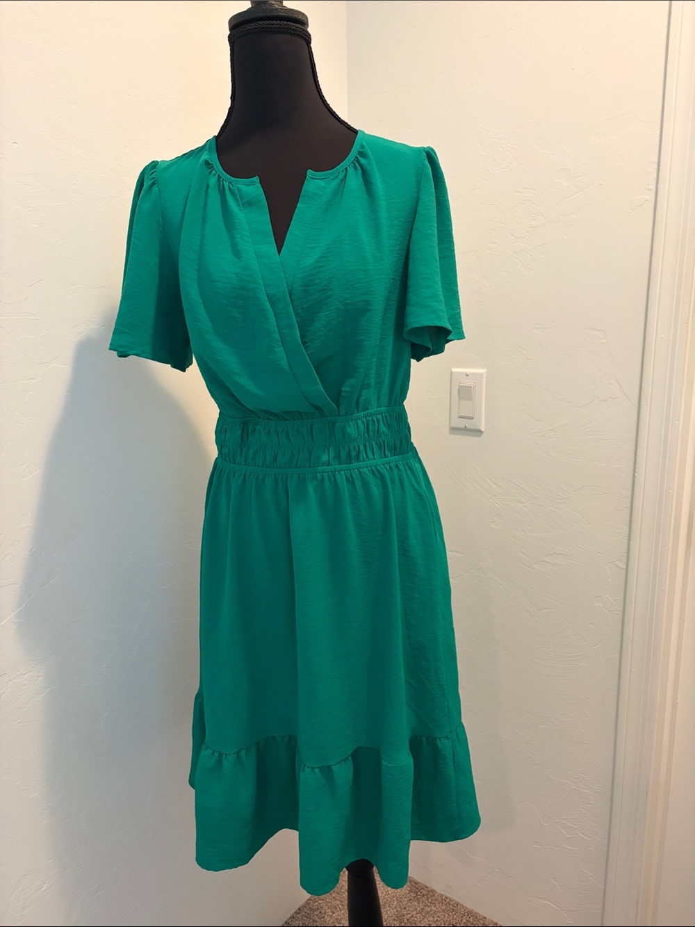 Monteau Teal Green Short Sleeve Smocked Waist Midi Dress